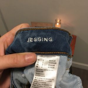 Distressed skinny jeans, barely worn size 2